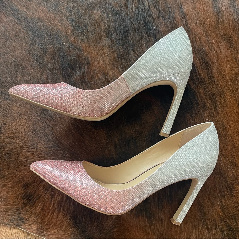 Heels - Picture 3 of 9